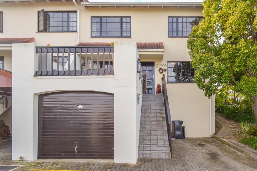 3 Bedroom Property for Sale in Knysna Central Western Cape